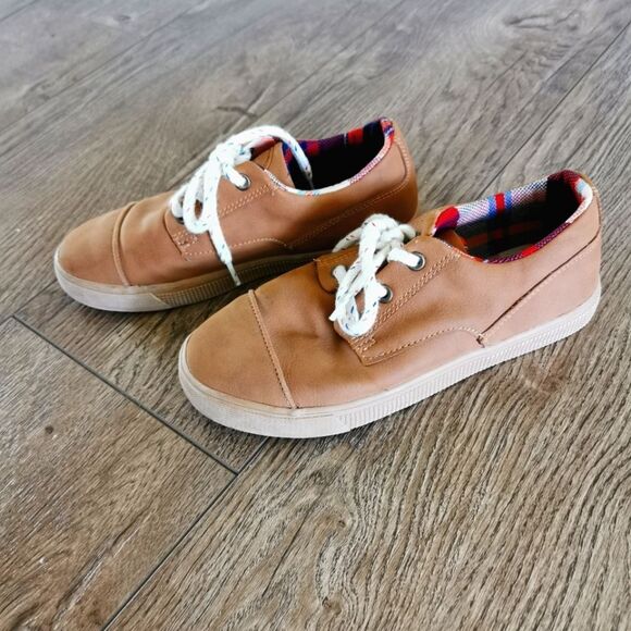 Zara boys shoes 32/33 or size 1 - Picture 2 of 6